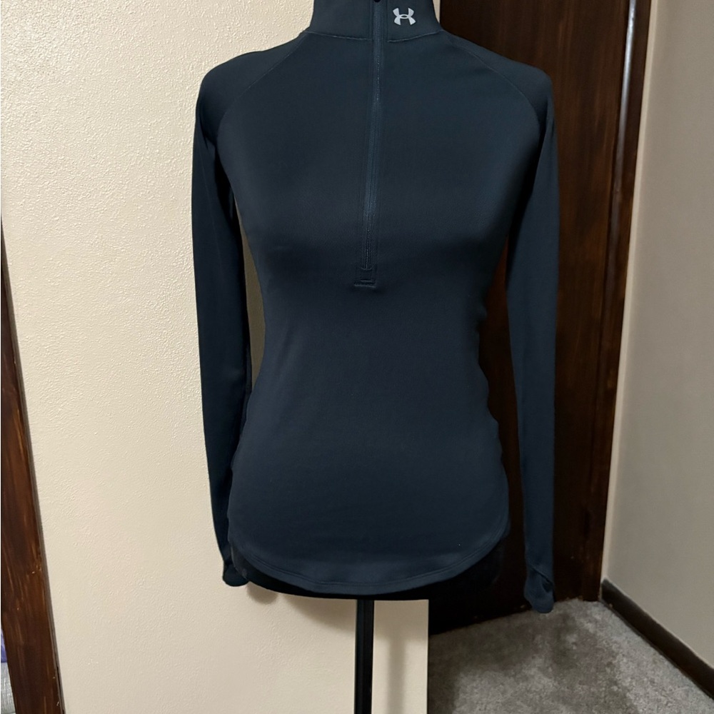 Under Armour Women's Dark Gray Long Sleeve Top
